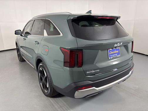 Cityscape Green 2026 Kia Sorento Hybrid EX