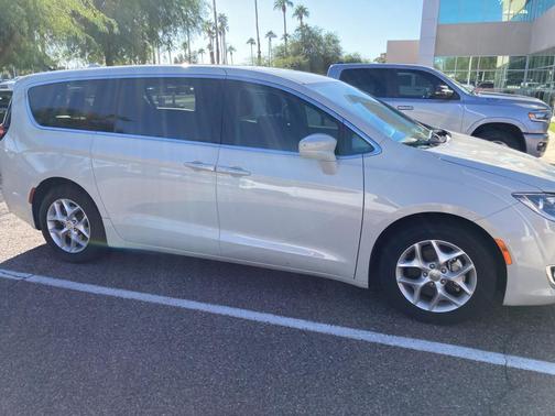 2019 Chrysler Pacifica Touring Plus