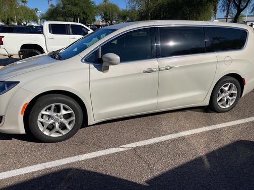 2019 Chrysler Pacifica Touring Plus