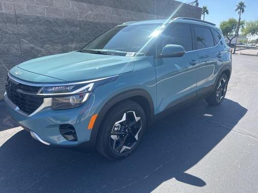 2024 Kia Seltos EX