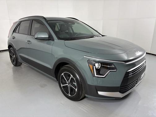 2026 Kia Niro EX