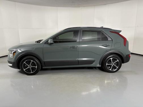 2026 Kia Niro EX