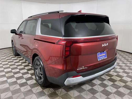 2025 Kia Carnival Hybrid EX