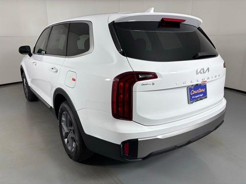 2025 Kia Telluride LX