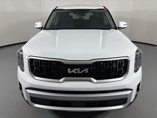 2025 Kia Telluride LX