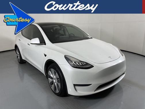 2022 Tesla Model Y Long Range Dual Motor All-Wheel Drive