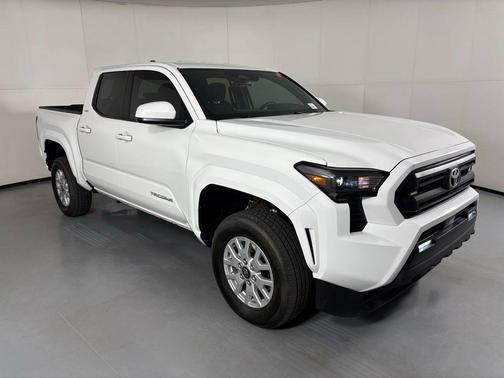 Ice Cap 2025 Toyota Tacoma SR5
