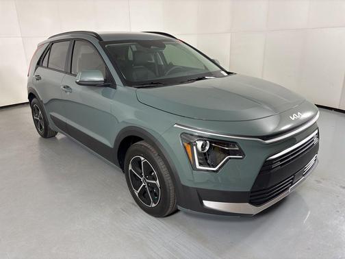 2026 Kia Niro EX