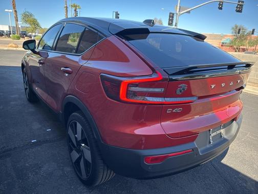 2022 Volvo C40 Recharge Pure Electric P8 Ultimate
