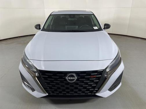 2023 Nissan Altima SR Intelligent AWD