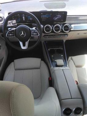 2022 Mercedes-Benz GLB 250 Base