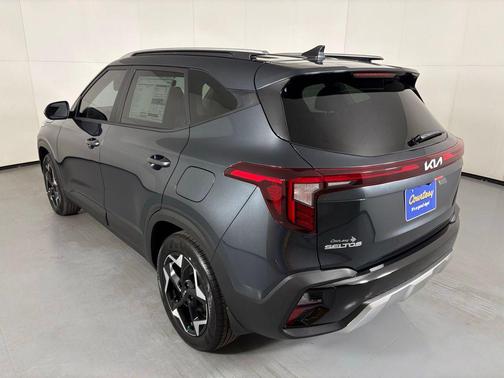 Gray 2026 Kia Seltos S