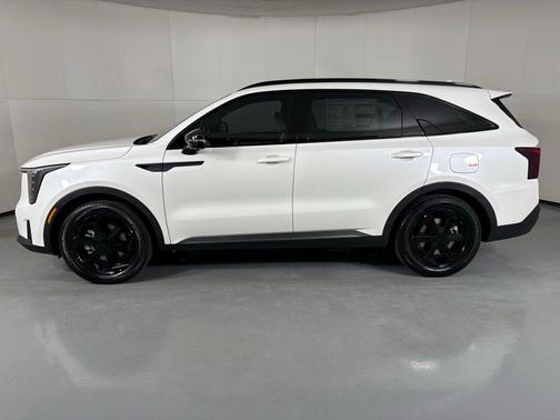 Snow White Pearl 2026 Kia Sorento Hybrid SX Prestige