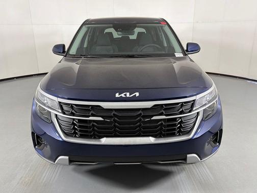 Dark Ocean Blue 2026 Kia Seltos LX