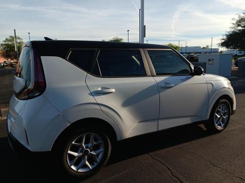 2023 Kia Soul S