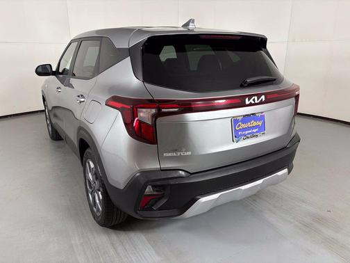 Steel Gray 2026 Kia Seltos LX