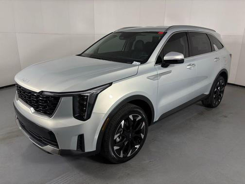 Ivory Silver 2026 Kia Sorento EX