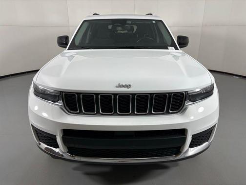 2022 Jeep Grand Cherokee L Laredo