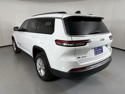 2022 Jeep Grand Cherokee L Laredo