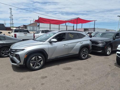 Shimmering Silver 2025 Hyundai TUCSON SEL