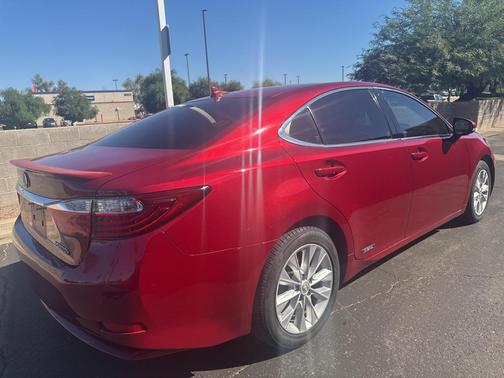 2013 Lexus ES 300h Base