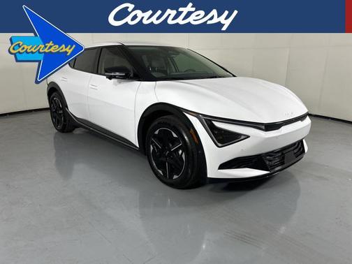 2025 Kia EV6 Wind