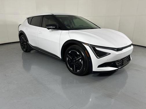2025 Kia EV6 Wind