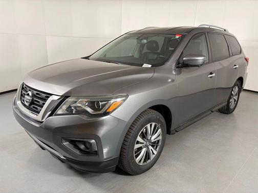 2018 Nissan Pathfinder SL
