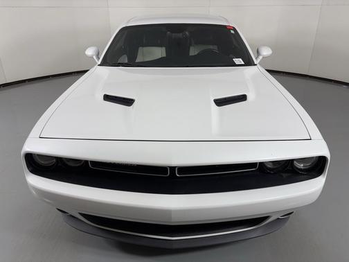 2015 Dodge Challenger SXT Plus