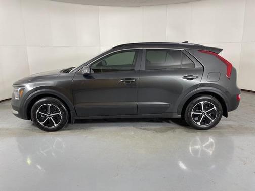 2025 Kia Niro EX