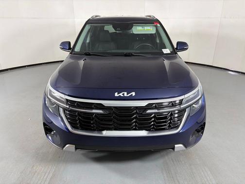 Dark Ocean Blue 2024 Kia Seltos EX
