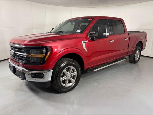 Rapid Red Metallic Tinted Clearcoat 2024 Ford F-150 XLT