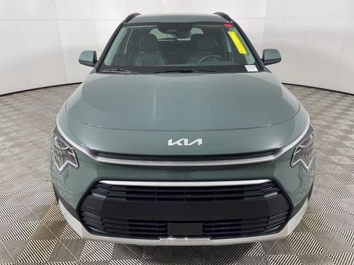 2025 Kia Niro EX