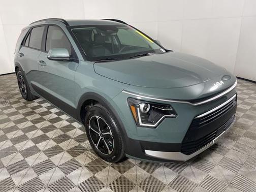 2025 Kia Niro EX