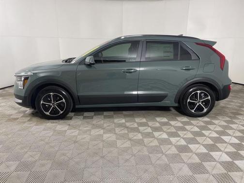2025 Kia Niro EX
