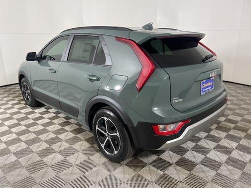 2025 Kia Niro EX