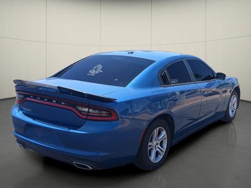 Frostbite 2022 Dodge Charger SXT