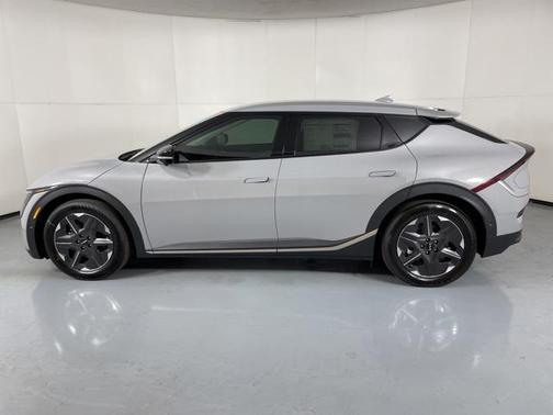 2025 Kia EV6 Light Long Range
