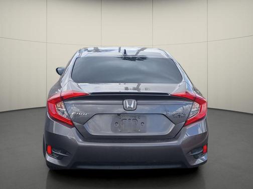 Modern Steel Metallic 2017 Honda Civic EX-L