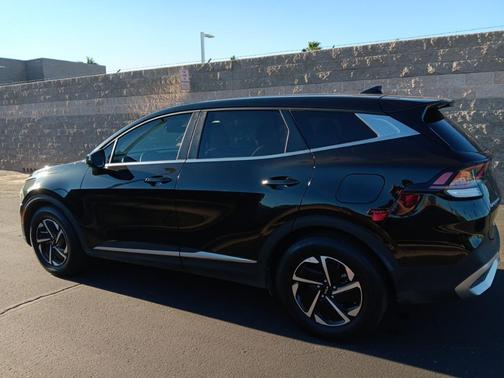 2024 Kia Sportage Hybrid LX