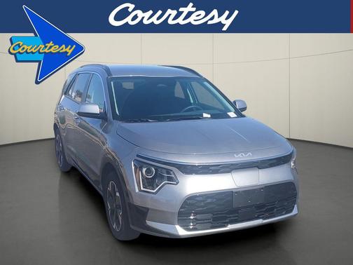 Steel Gray 2023 Kia Niro EV Wind