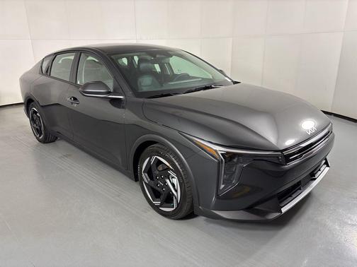Interstellar Gray 2026 Kia K4 EX