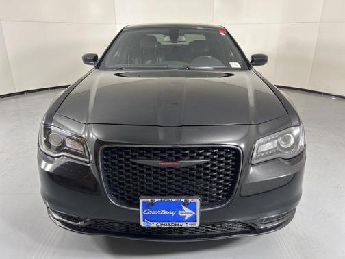 2022 Chrysler 300 S