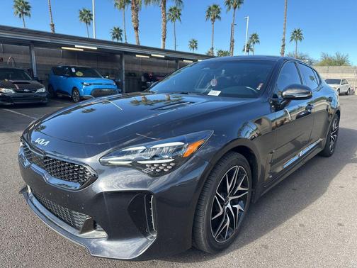 2022 Kia Stinger GT-Line