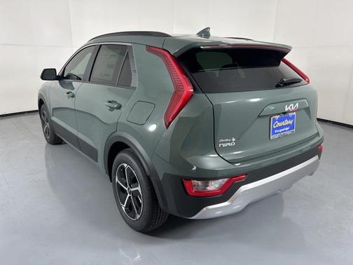2025 Kia Niro EX