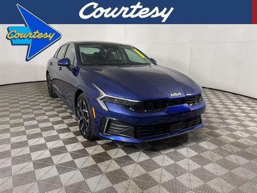 2025 Kia K5 EX