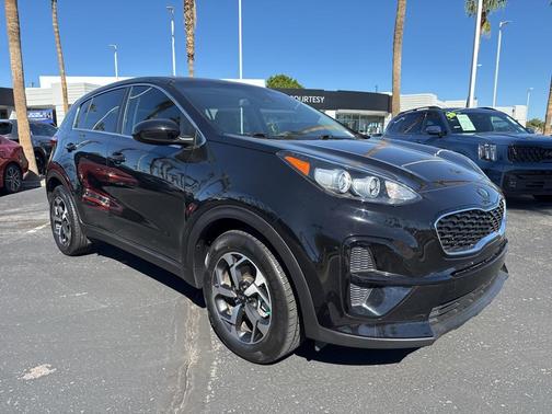 2022 Kia Sportage LX