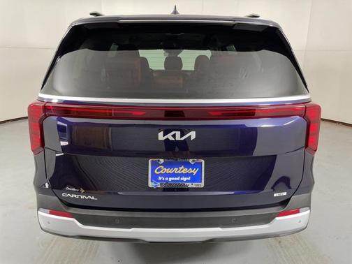 2026 Kia Carnival Hybrid EX