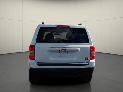 2017 Jeep Patriot Sport