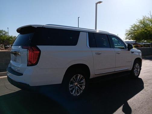 2021 GMC Yukon XL SLT